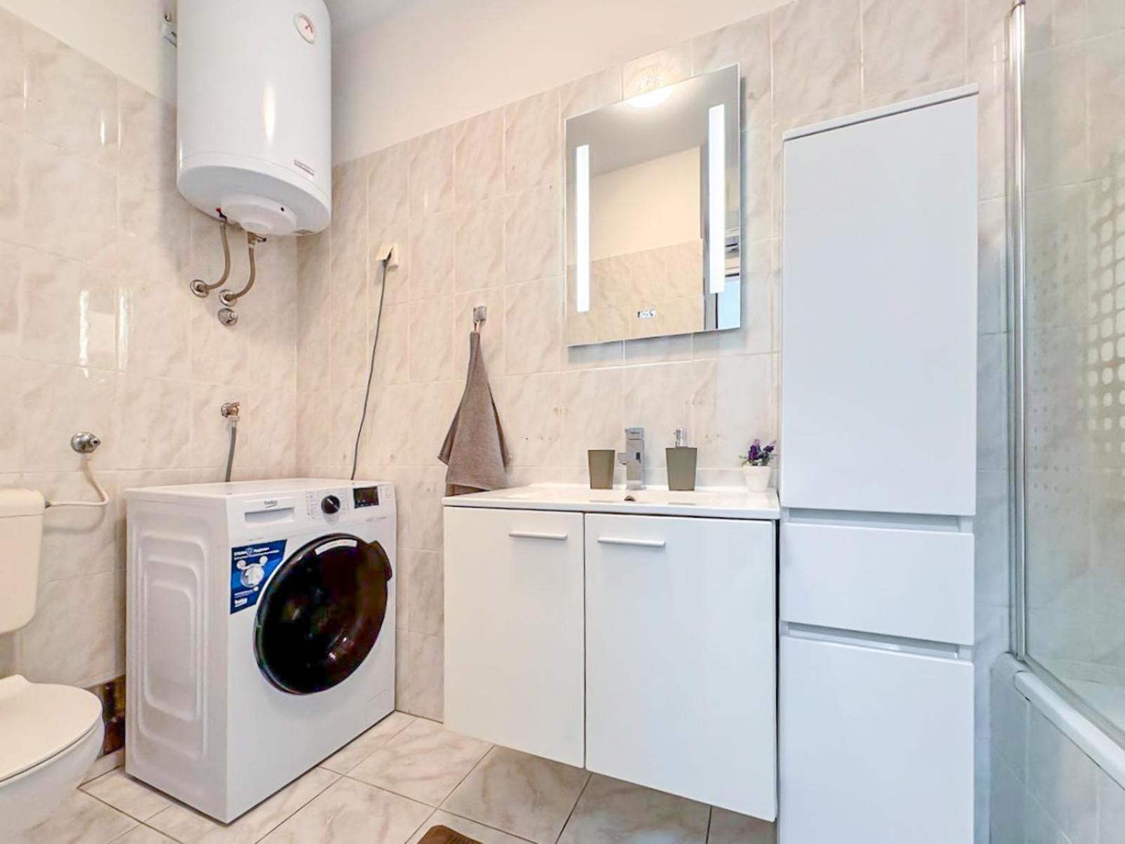Studio Vesna With A Terrace And Sea View Rabac Exterior foto